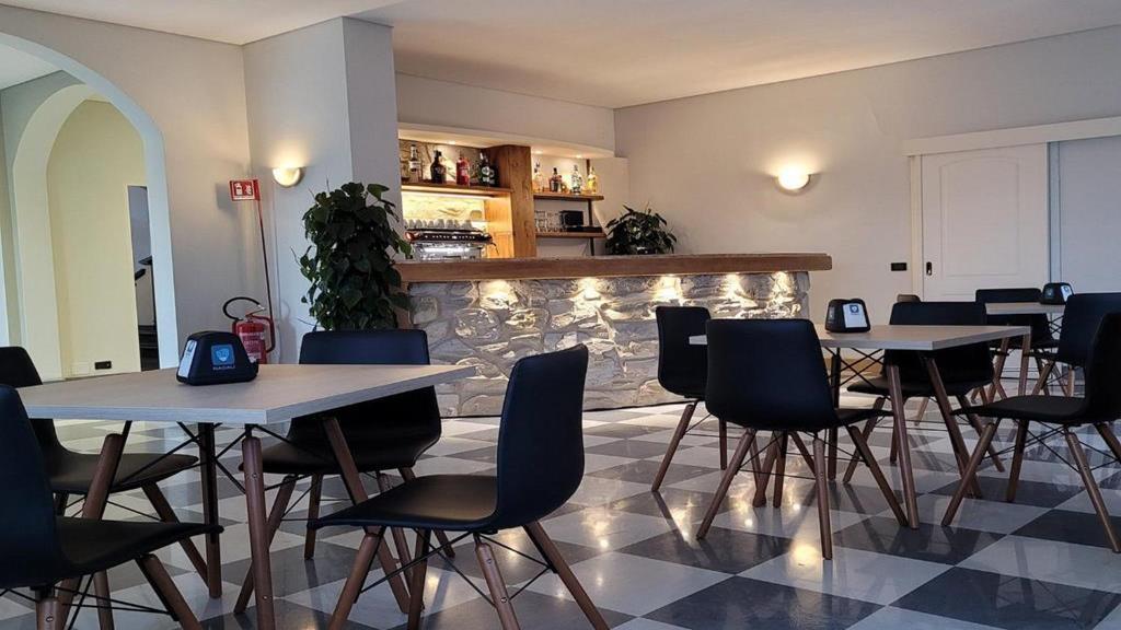 Hotel Аццано-Дечимо Экстерьер фото